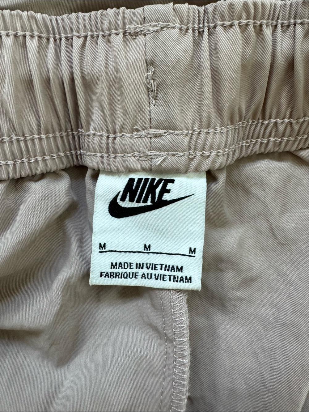 Nike Sportswear Essential Women's Woven Cargo Pants Taupe Size Medium Relaxed - Picture 4 of 10